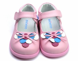 CHAUSSURES EN CUIR POUR ENFANTS